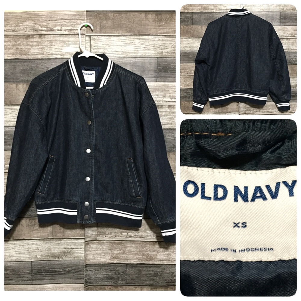 Old Navy Relaxed Denim Bomber Jacket Women’s XS Dark Wash Blue Snap Button